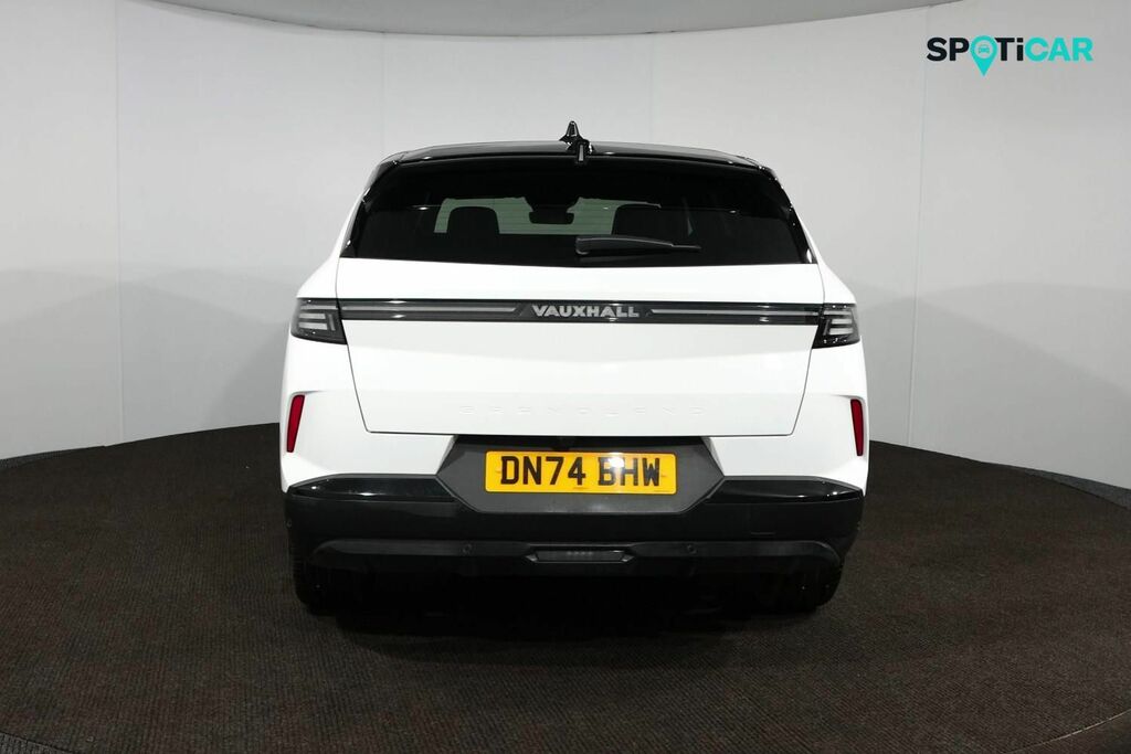 Vauxhall Grandland Suv White #6