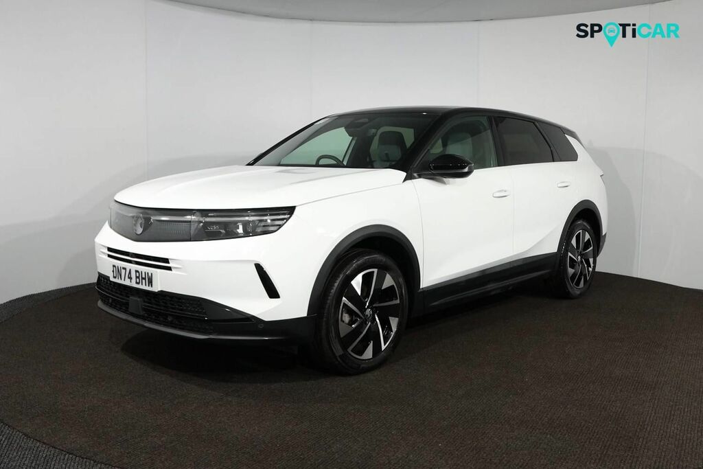 Vauxhall Grandland Suv White #3