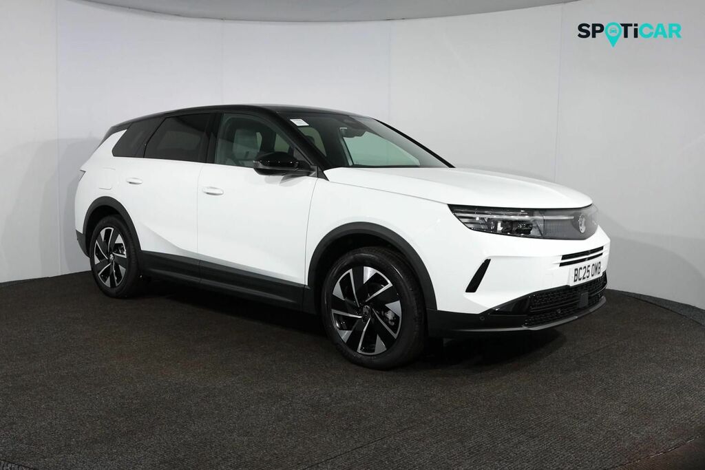 Vauxhall Grandland Suv White