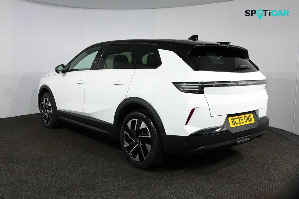 Vauxhall Grandland Suv White #5
