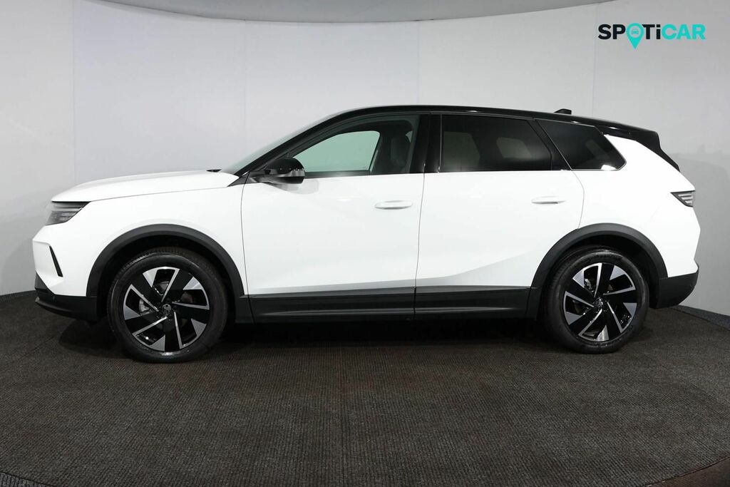 Vauxhall Grandland Suv White #4