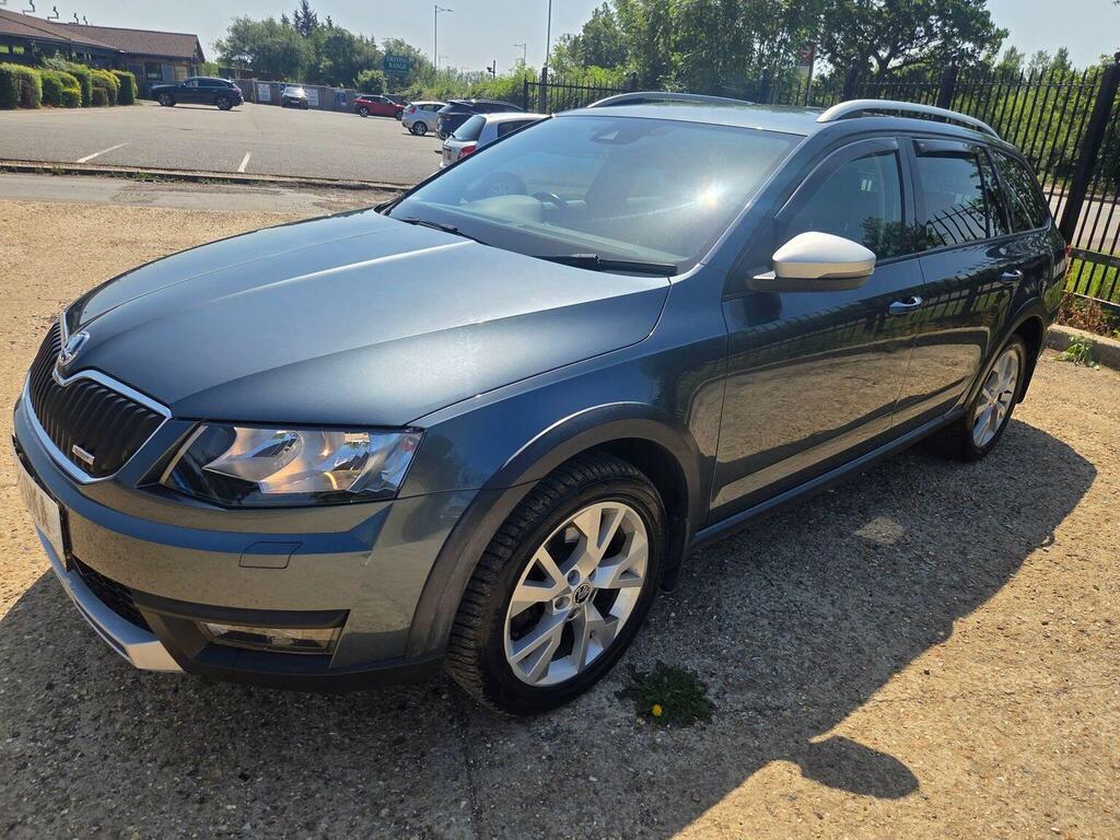 Skoda Octavia 2.0 Tdi Scout Dsg 4Wd Euro 6 S S Grey #4
