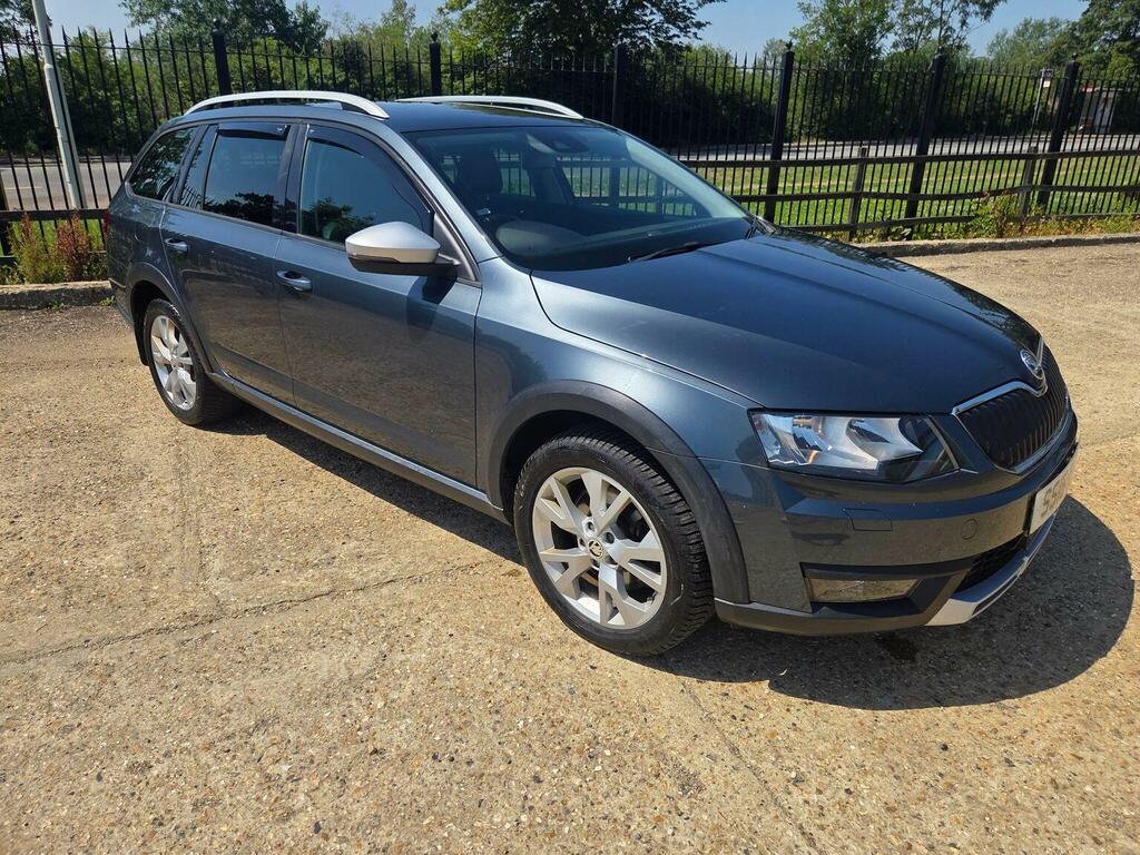 Skoda Octavia 2.0 Tdi Scout Dsg 4Wd Euro 6 S S Grey #2