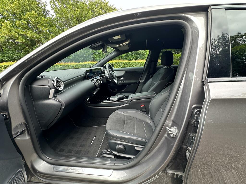 Mercedes-Benz A Class A180 Amg Line Executive Edition Blue #23