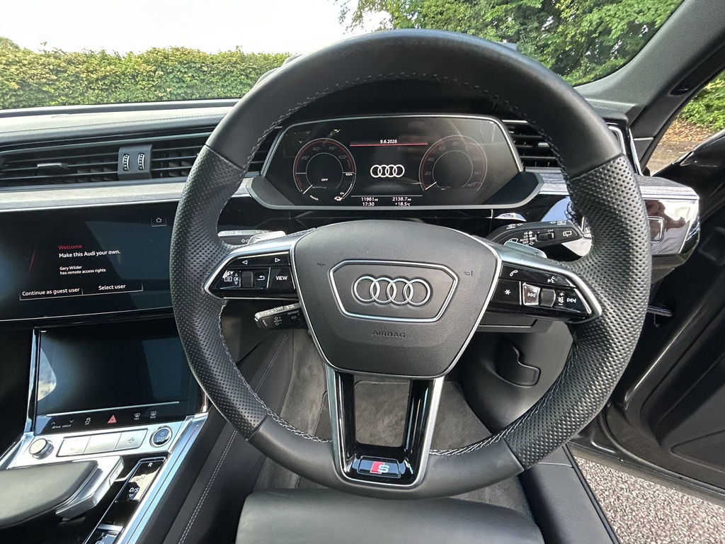 Audi E-tron 50 Black Edition Sportback Quatt Black #42