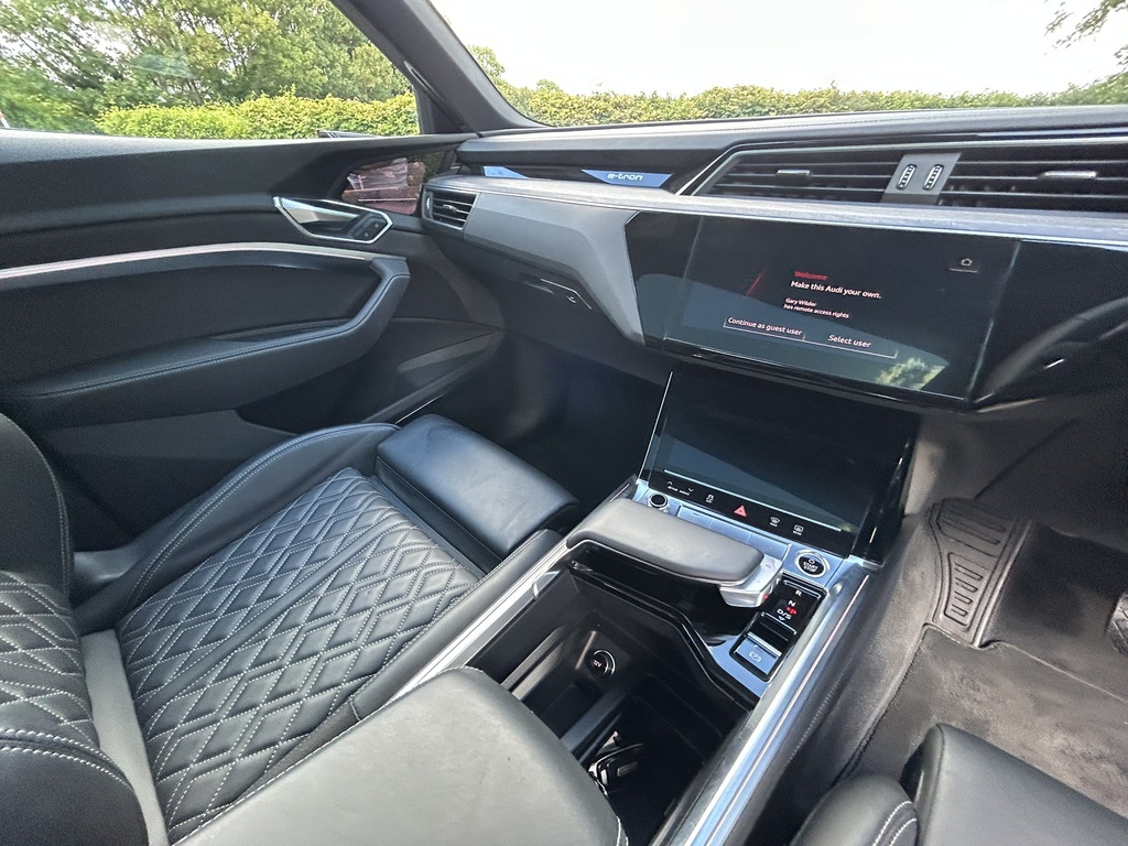 Audi E-tron 50 Black Edition Sportback Quatt Black #25