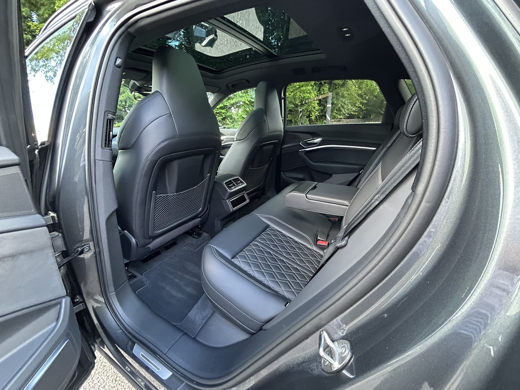 Audi E-tron 50 Black Edition Sportback Quatt Black #28