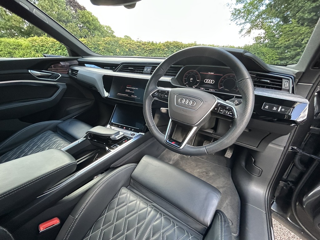 Audi E-tron 50 Black Edition Sportback Quatt Black #24