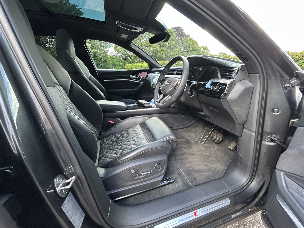 Audi E-tron 50 Black Edition Sportback Quatt Black #22