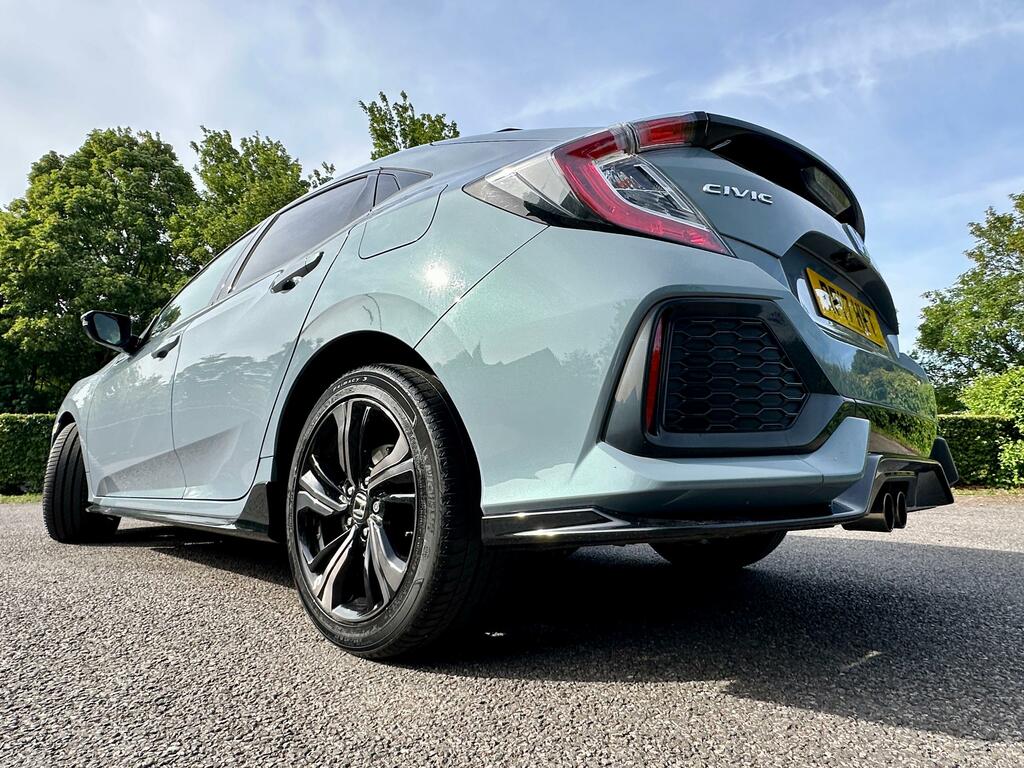 Honda Civic Sr 1.0 Vtec Turbo Red #8
