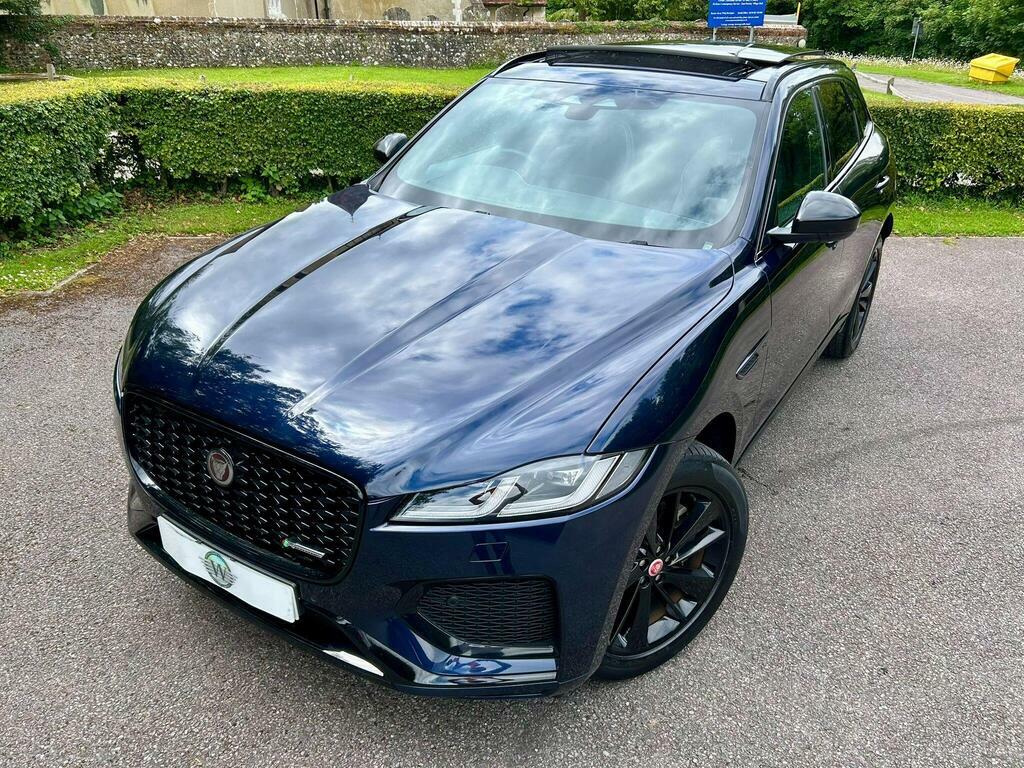 Jaguar F-Pace 2.0 P250i R-dynamic Black Suv Awd  #4