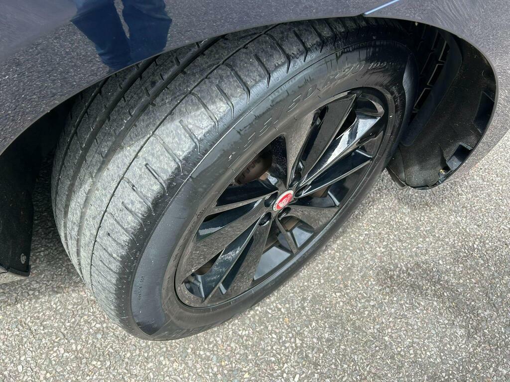 Jaguar F-Pace 2.0 P400e 19.3Kwh R-dynamic Hse Black Suv Petr Grey #33