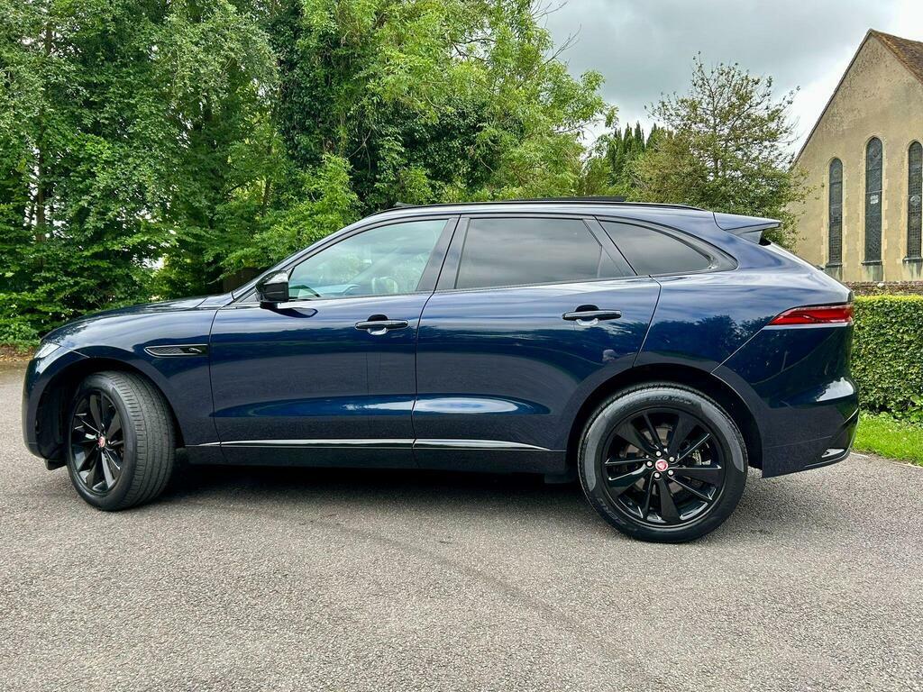 Jaguar F-Pace 2.0 P250i R-dynamic Black Suv Awd  #2