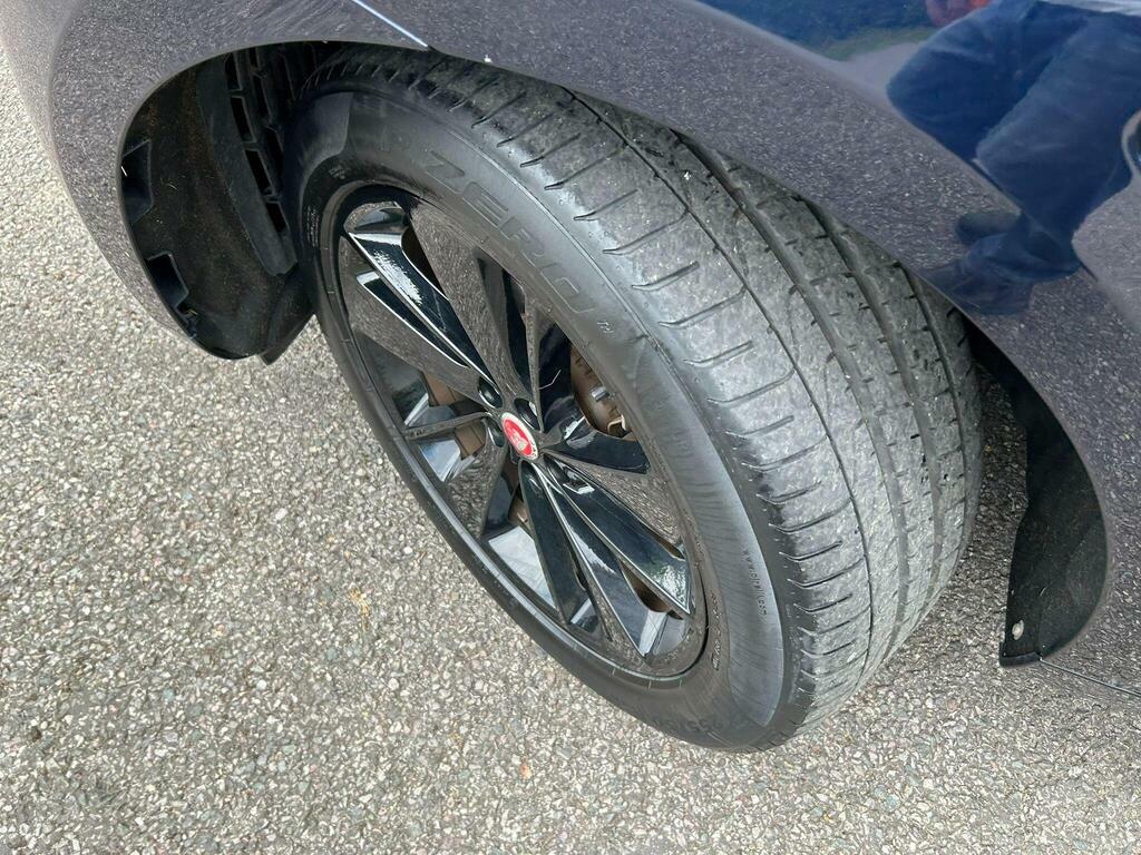 Jaguar F-Pace 2.0 P400e 19.3Kwh R-dynamic Hse Black Suv Petr Grey #31