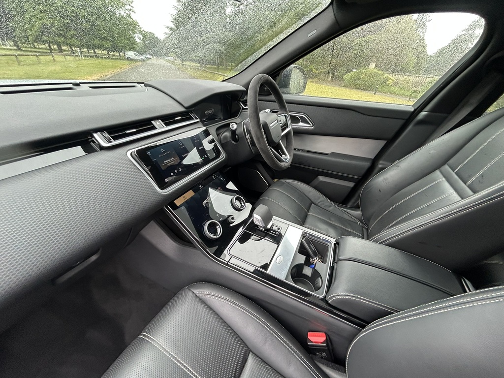 Land Rover Range Rover Velar 2.0 P250 R-dynamic Hse Red #31