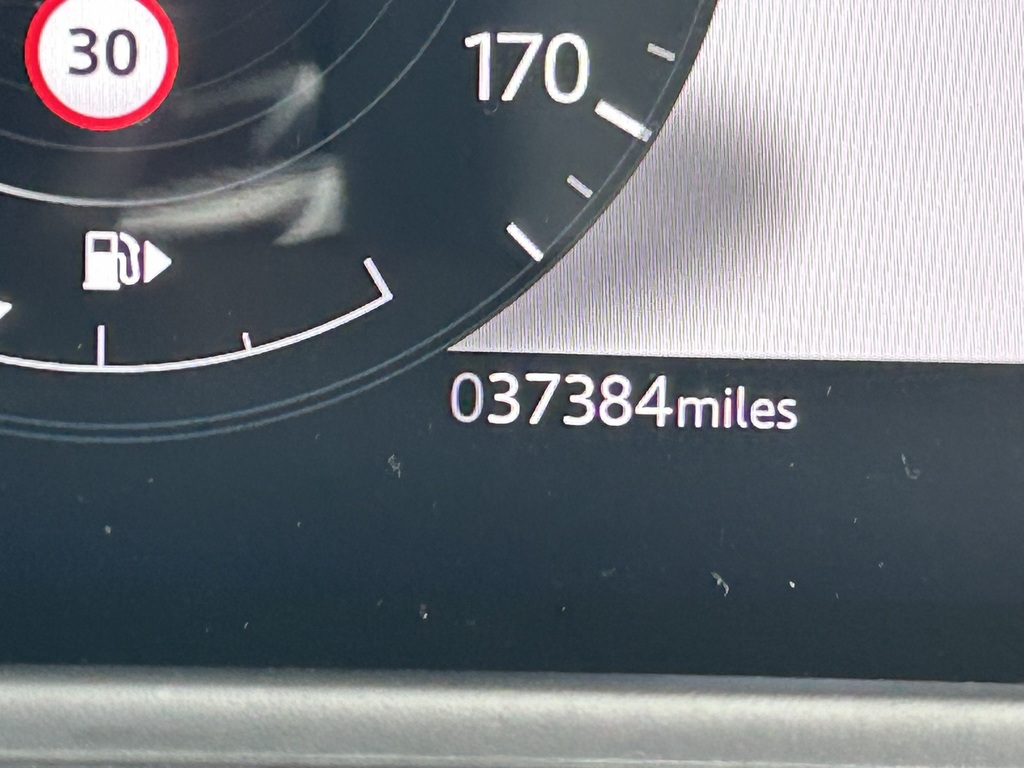 Land Rover Range Rover Velar 2.0 P250 R-dynamic Hse Red #48