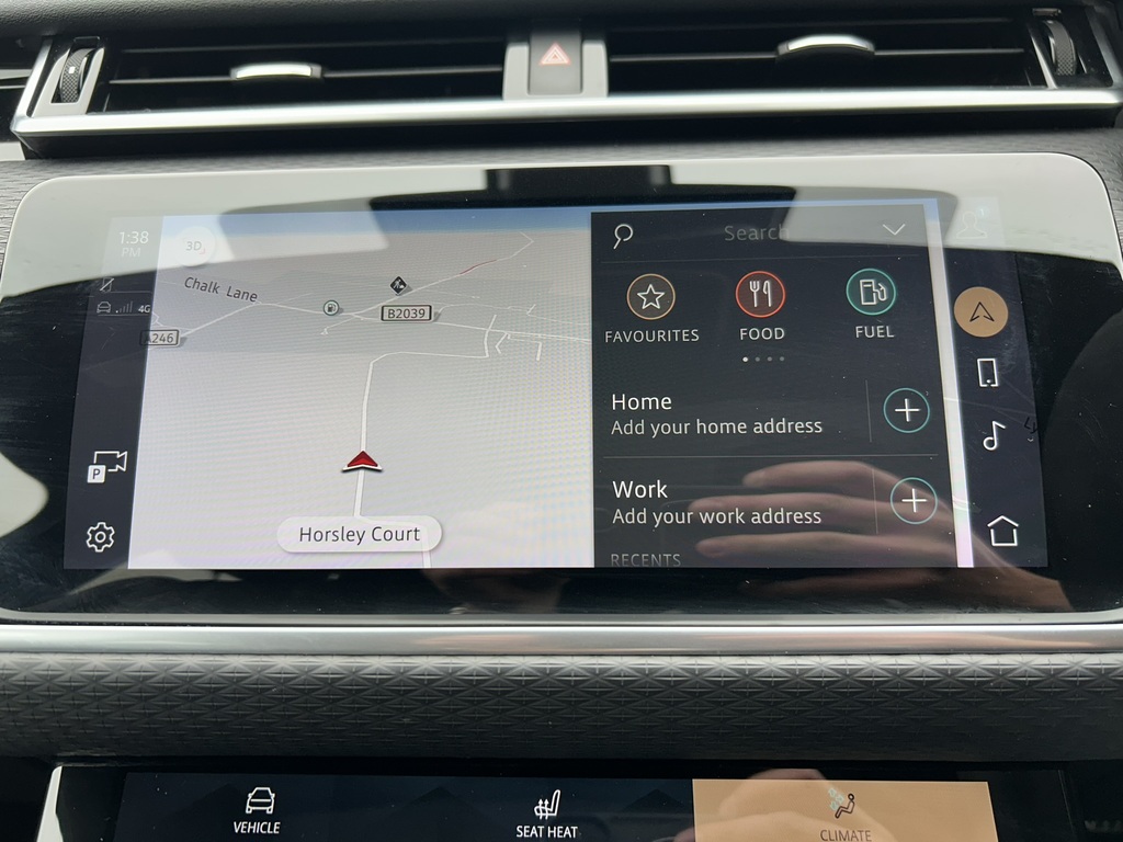 Land Rover Range Rover Velar 2.0 P250 R-dynamic Hse Red #41