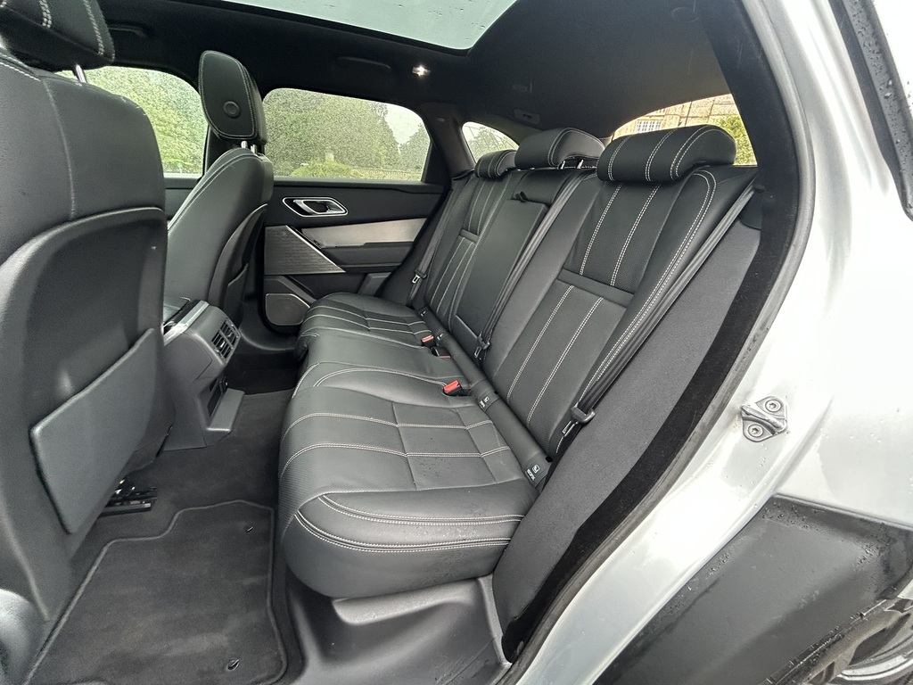 Land Rover Range Rover Velar 2.0 P250 R-dynamic Hse Red #28