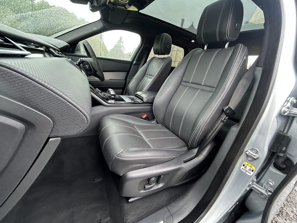 Land Rover Range Rover Velar 2.0 P250 R-dynamic Hse Red #30