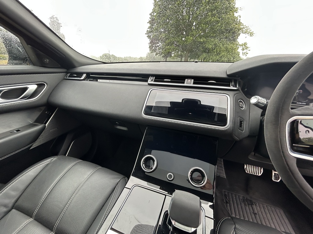 Land Rover Range Rover Velar 2.0 P250 R-dynamic Hse Red #17