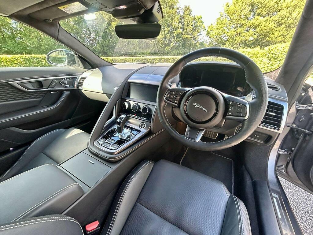 Jaguar F-Type 5.0 P450 Supercharged V8 R-dynamic Black Red #28
