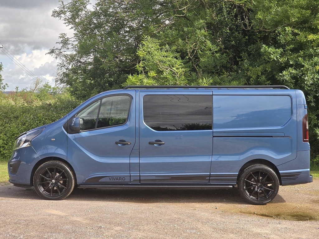 Vauxhall Vivaro Cdti 2900 Biturbo Ecotec Limited Edition Nav Blue #5