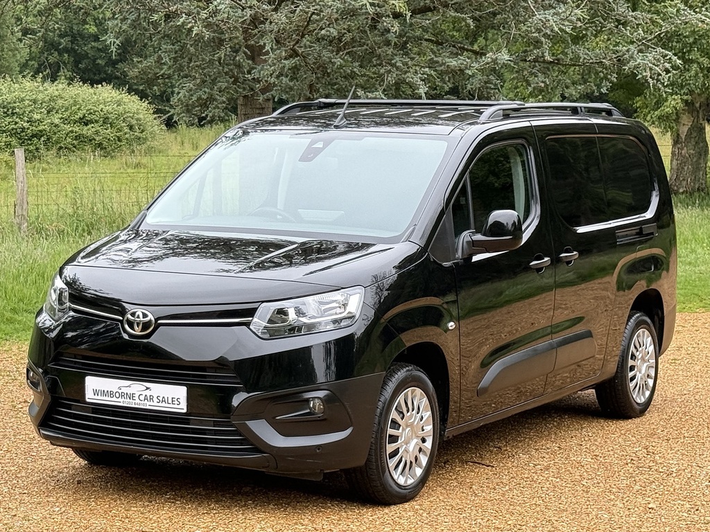 Toyota Proace City Bluehdi Icon Black #4