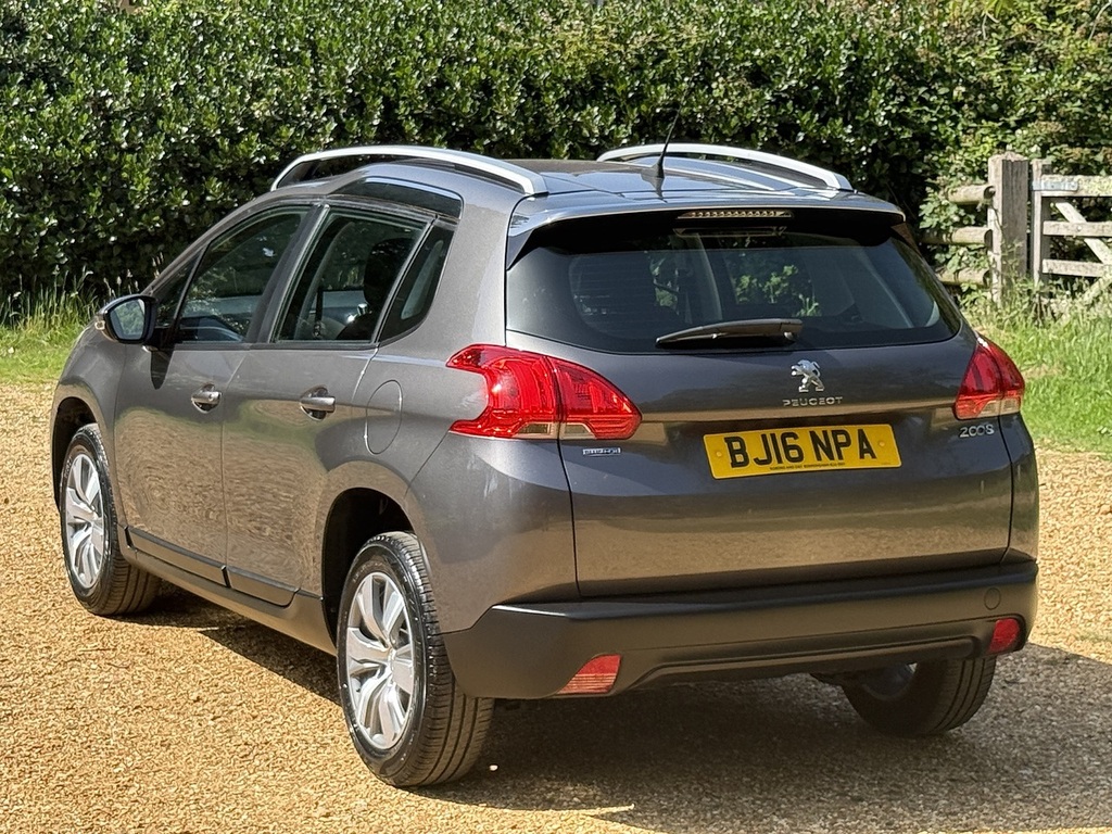 Peugeot 2008 1.6 Bluehdi 75 Active White #6