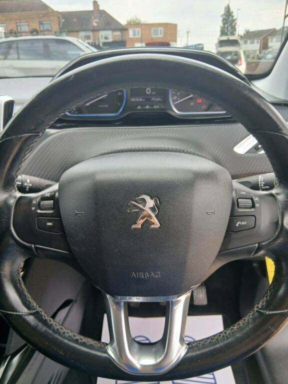 Peugeot 2008 1.2 Puretech White #15