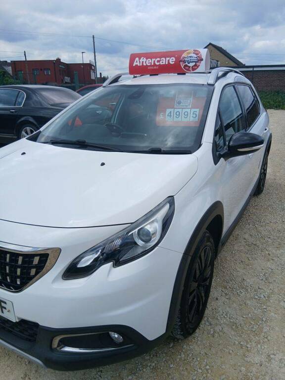 Peugeot 2008 1.2 Puretech Allure White