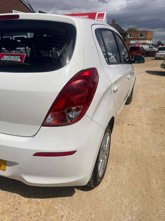 Hyundai I20 1.4 Active - 2013 62 SO62BKZ White #4