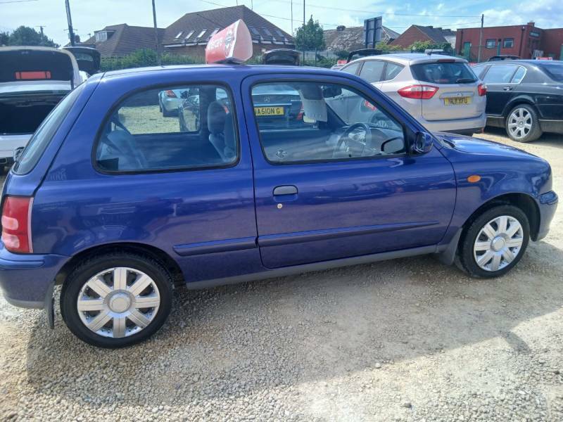 Nissan Micra 1.4 16V Se Red #8