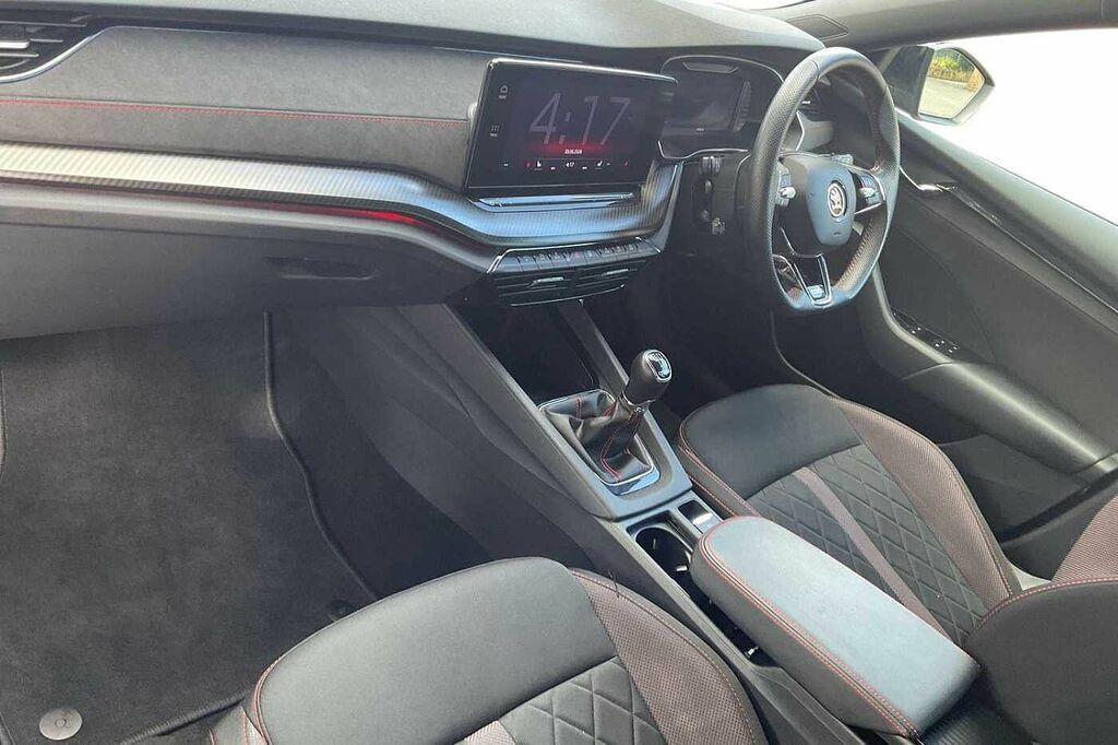 Skoda Octavia 2.0 Tsi Vrs Black #2