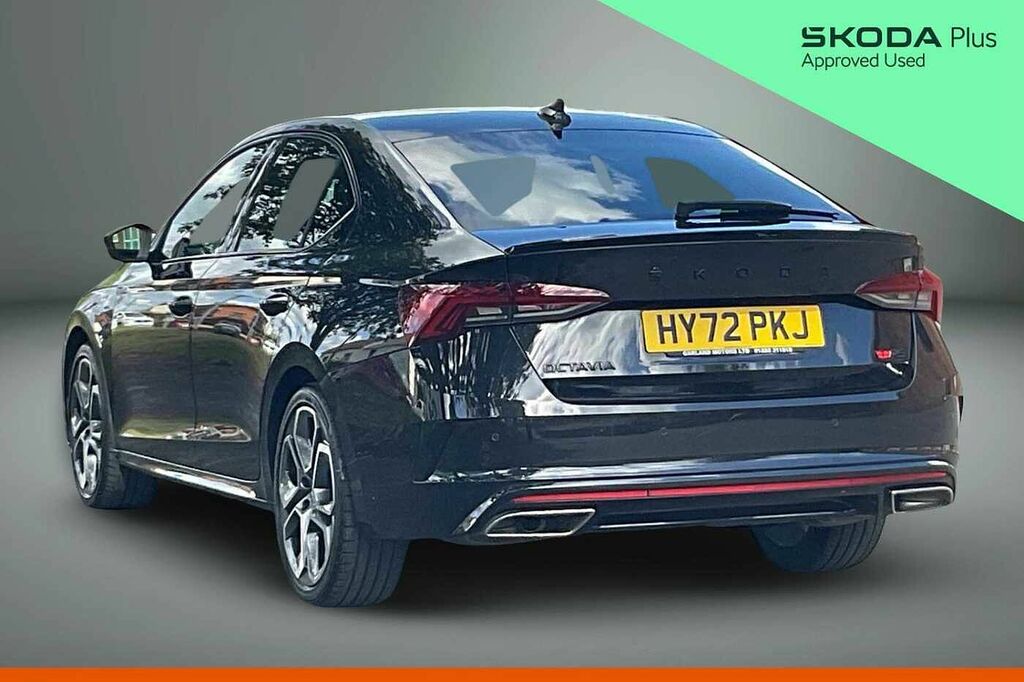 Skoda Octavia 2.0 Tsi Vrs Black #3