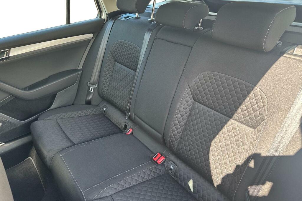 Skoda Superb Se L Silver #9