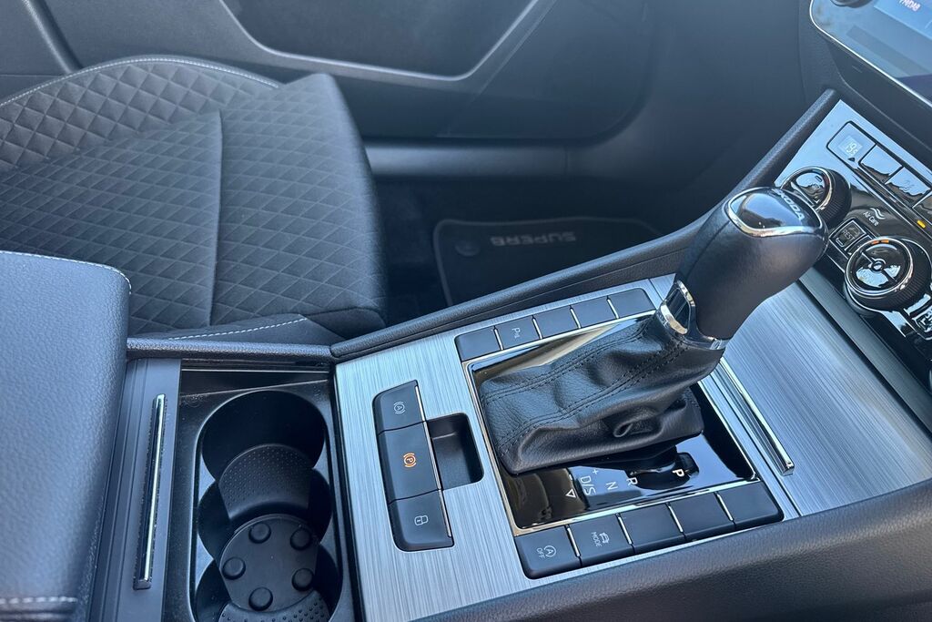 Skoda Superb Se L Silver #13