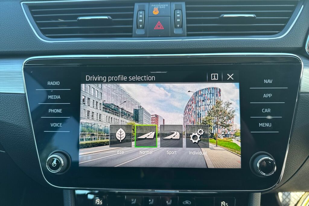 Skoda Superb Se L Silver #14