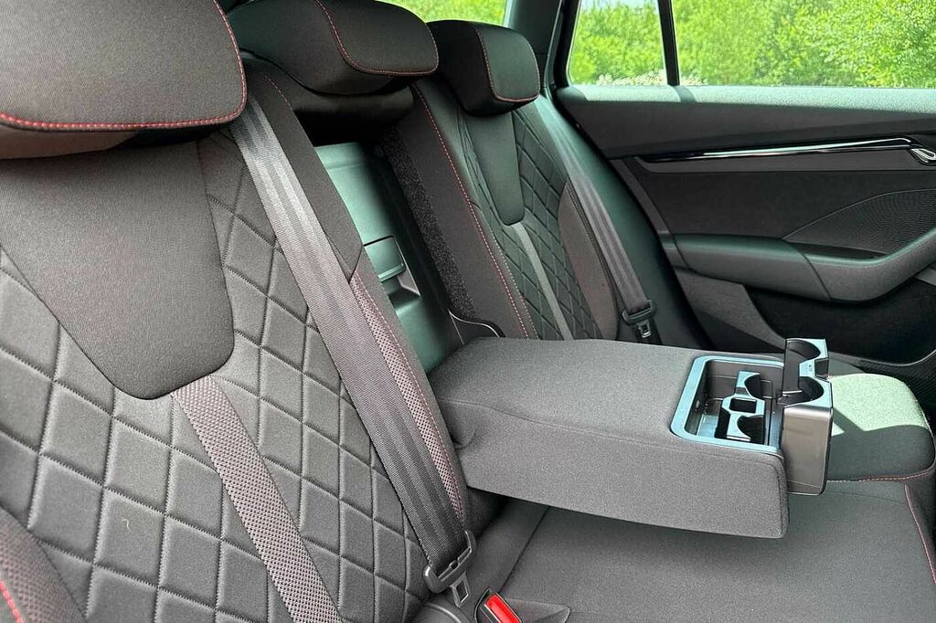 Skoda Octavia 2.0 Tdi 200 Vrs Dsg Green #38