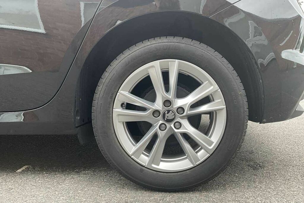 Skoda Fabia 1.0 Tsi 116 Se L Edition Dsg HY26EFH Black #5