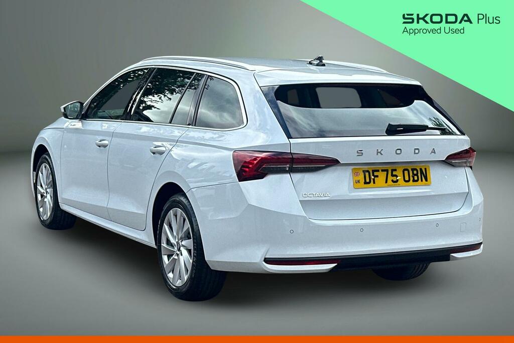 Skoda Octavia 2.0 Tdi 150 Se L Dsg White #3