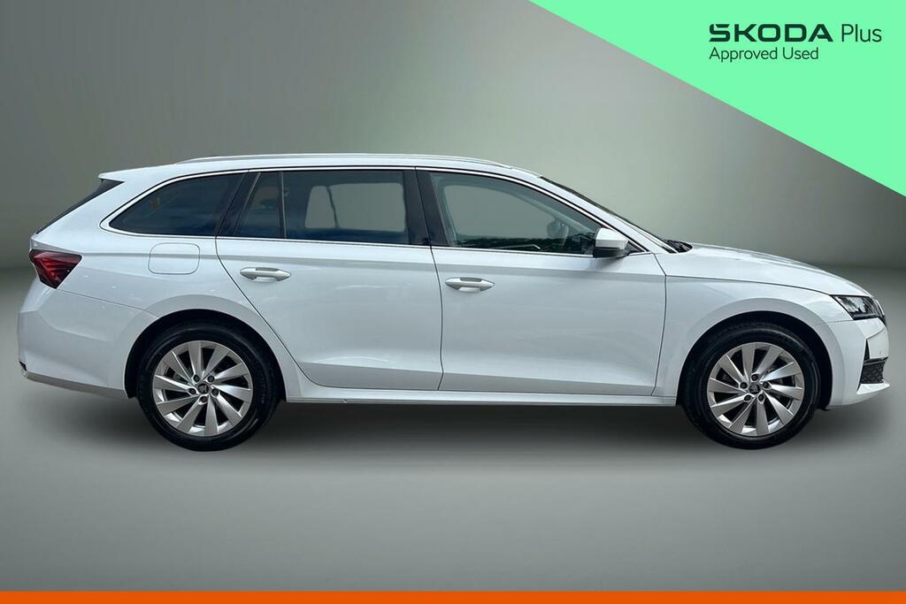 Skoda Octavia 2.0 Tdi 150 Se L Dsg White #4