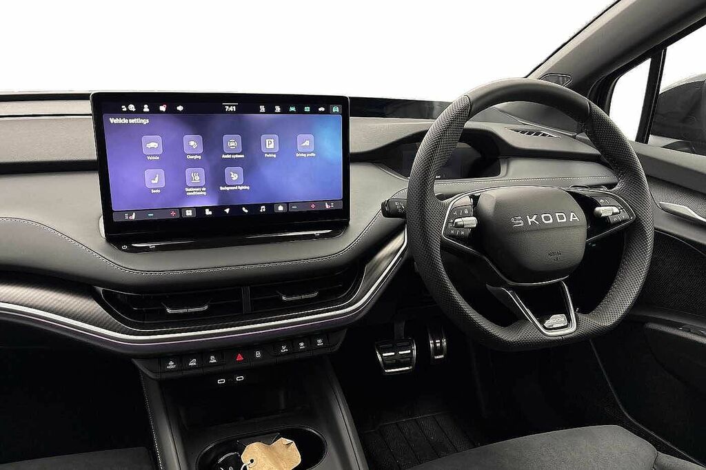 Skoda ENYAQ 210Kw 85X Sportline 82Kwh 4X4 Black #2