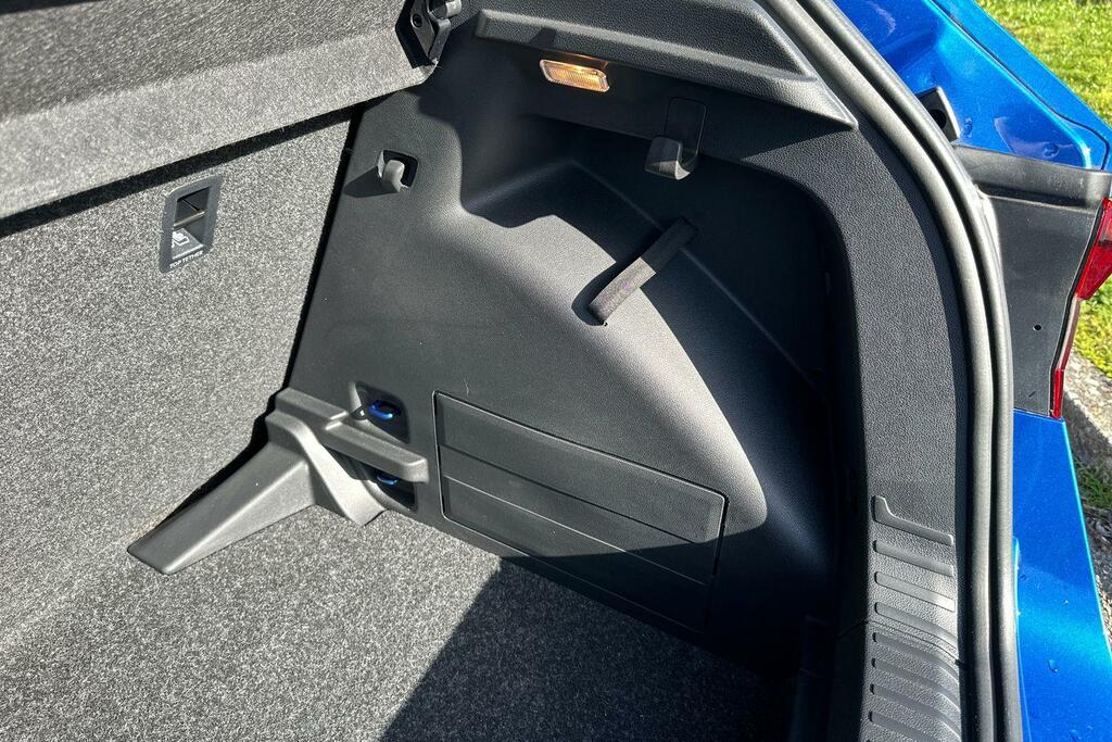Skoda Fabia Se L Blue #32