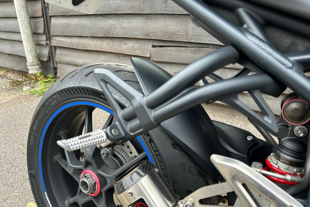 Triumph Triple 675 675Cc Blue #20