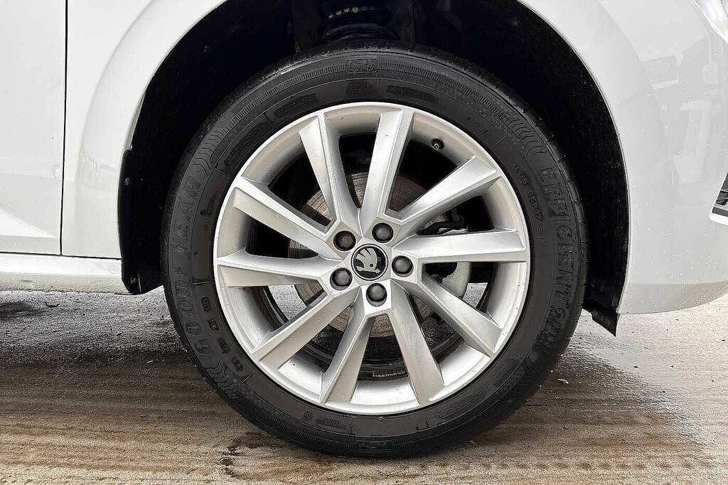 Skoda Kamiq 1.0 Tsi 95 Se Edition White #5