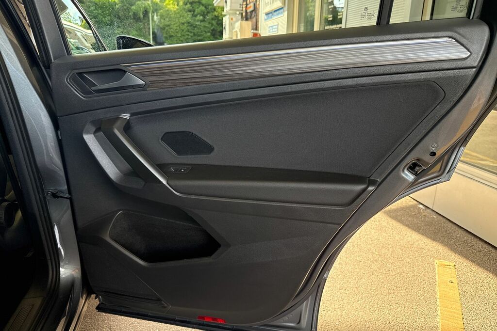 Volkswagen Tiguan Allspace Elegance Silver #34