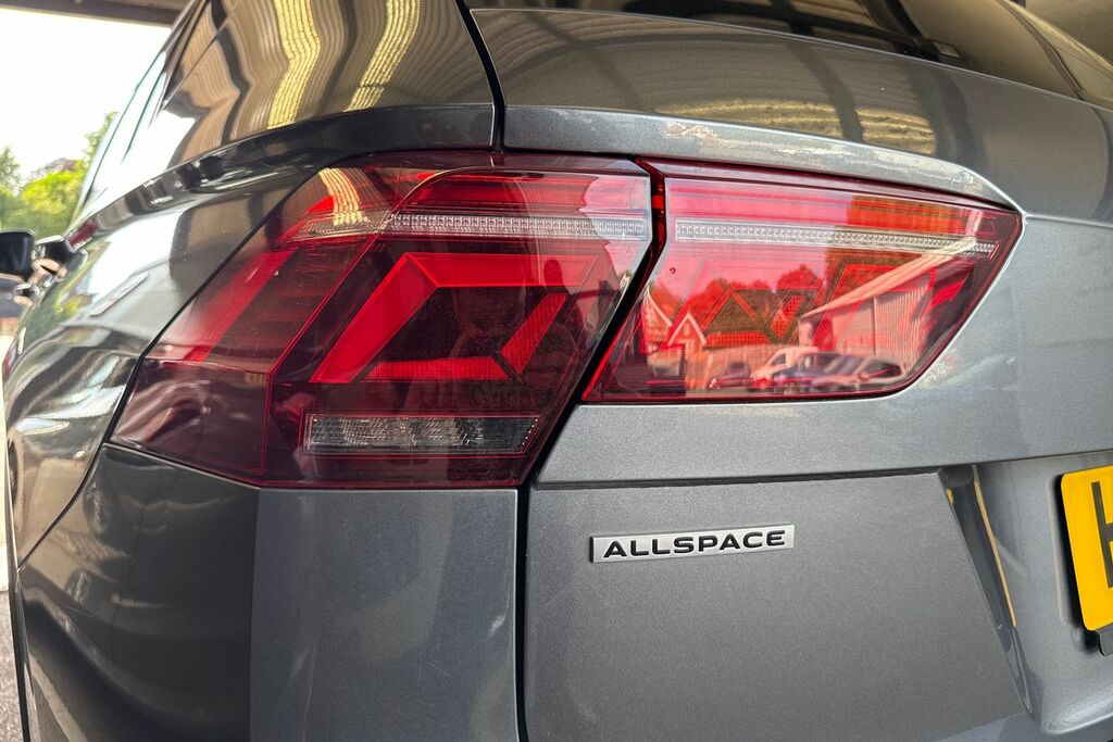 Volkswagen Tiguan Allspace Elegance Silver #27
