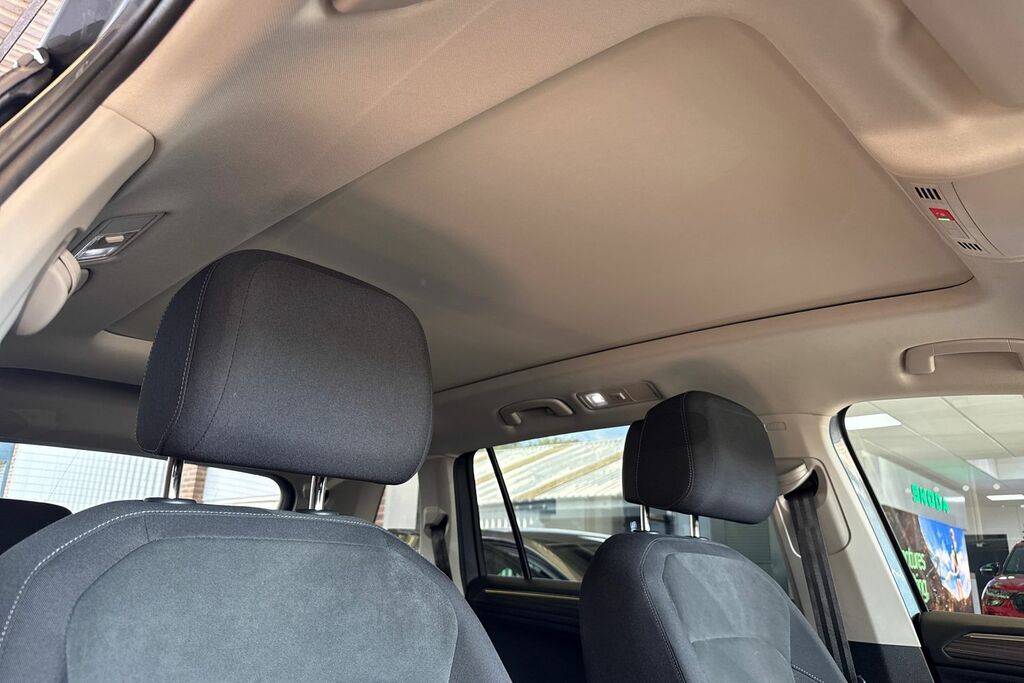 Volkswagen Tiguan Allspace Elegance Silver #50