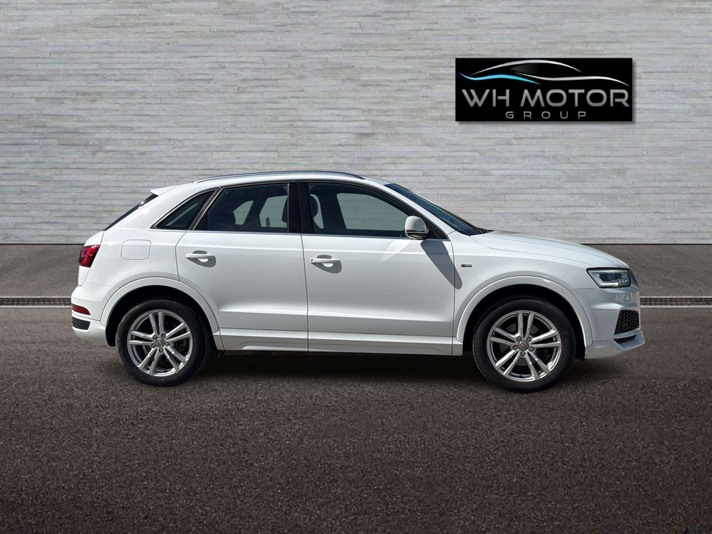 Audi Q3 S Line Edition Tfsi LX17SLZ #4