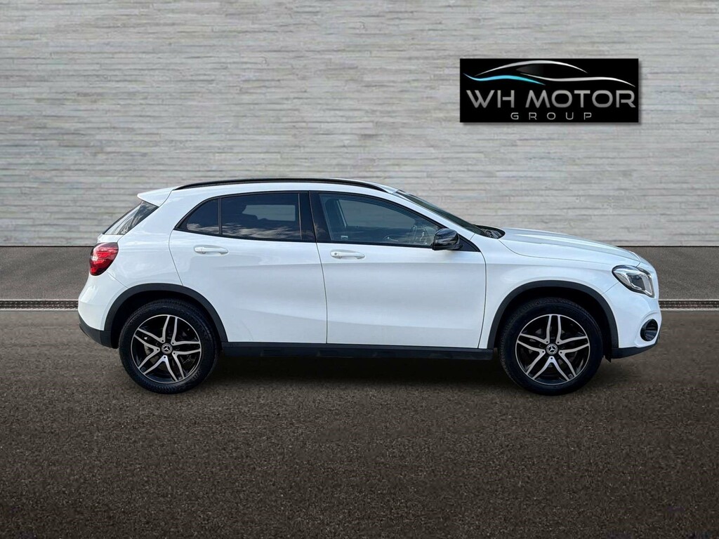Mercedes-Benz GLA Class Urban Edition  #3